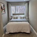 Luxurious Mews In Location Semesterbostad *
