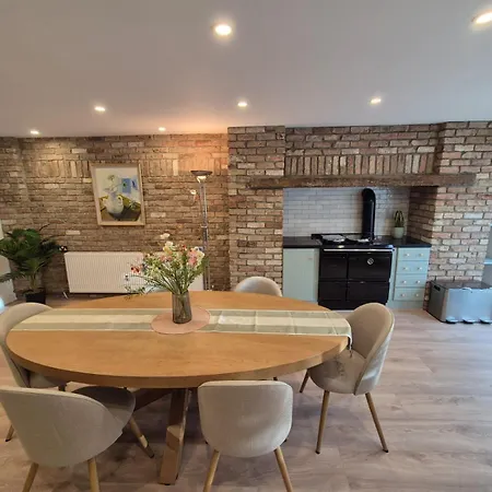 Luxurious Mews In Location Holiday home Dublin
