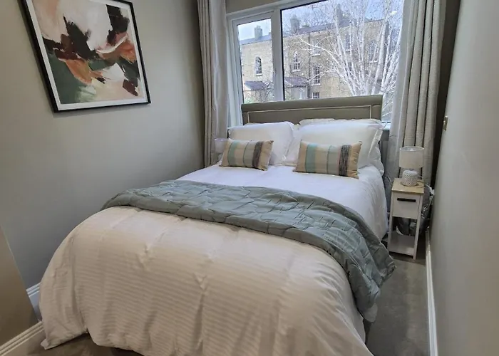 Luxurious Mews In Location * Dublin