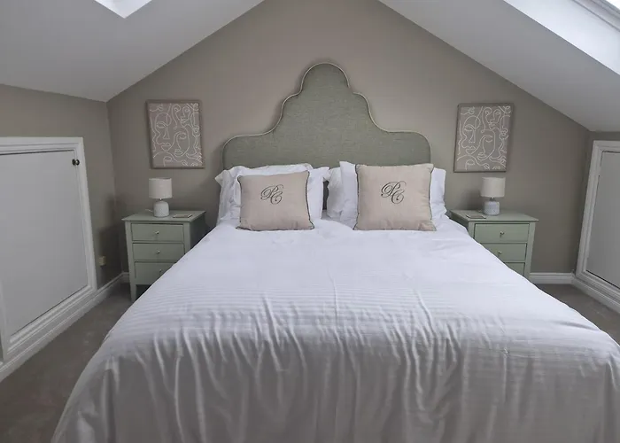 Luxurious Mews In Location * Dublin