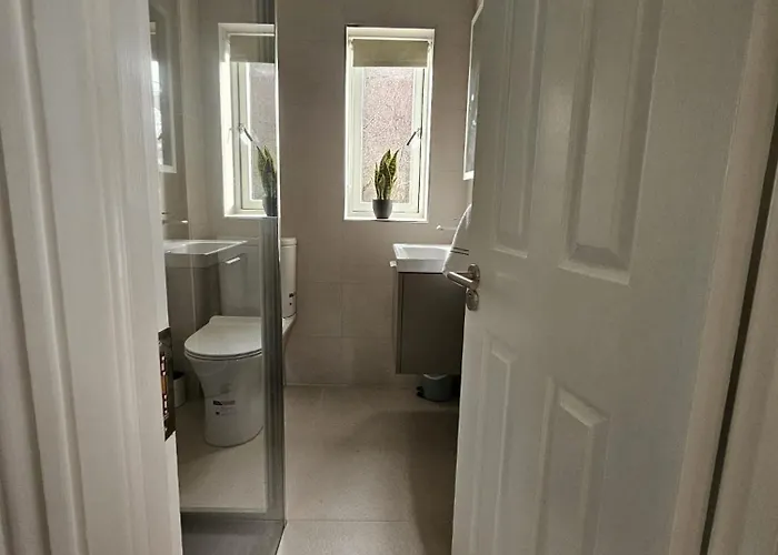 Luxurious Mews In Location 度假居